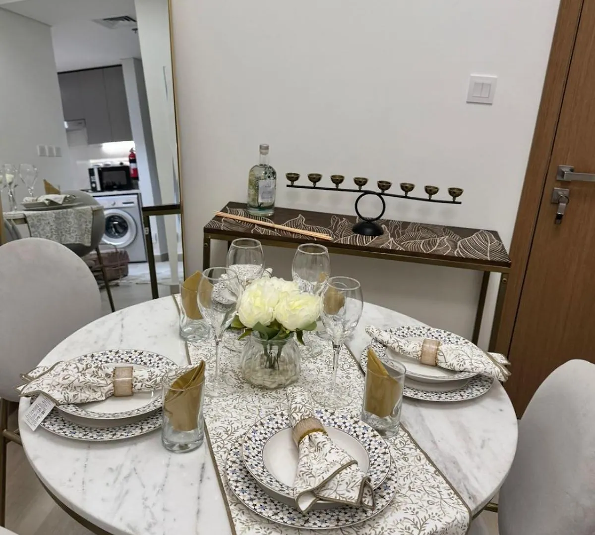 Burj Khalifa View Modern 1Bhk With Balcony Apartment Dubai United Arab Emirates